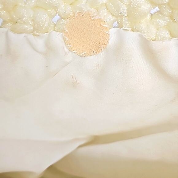 Macrame Crochet Knit Womens Handbag Purse Ivory Peel & Stick Closure 10" x 7.75" - Picture 9 of 11